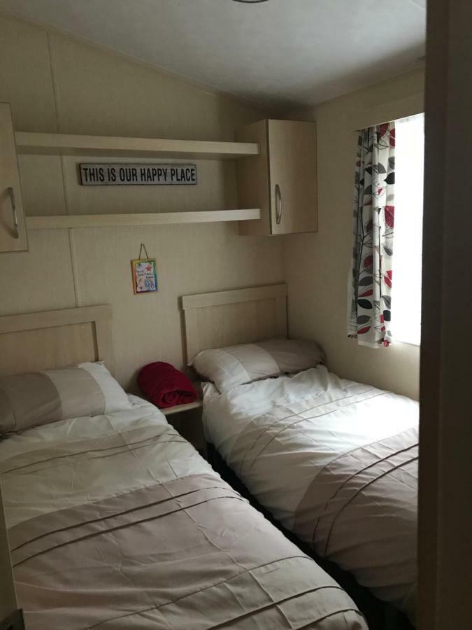 Take Me To The Beach At J&S Caravan Holidays Newquay Bay Resort Saint Columb Minor Ngoại thất bức ảnh